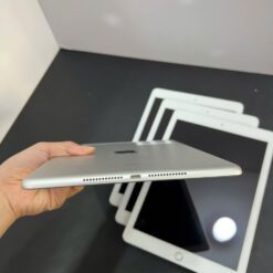 ipad gen 7 32gb 4g bac 3
