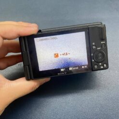 may anh vlog sony zv 1f black cu 3