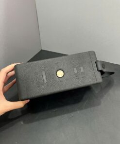 loa marshall middleton den chinh hang cu 4