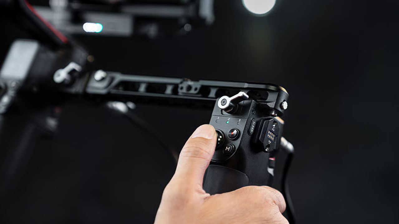 DJI Rs4 Khóa trục tự động