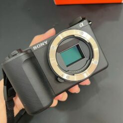 sony zv e10 ii kem kit 16 50mm ii den cu 3